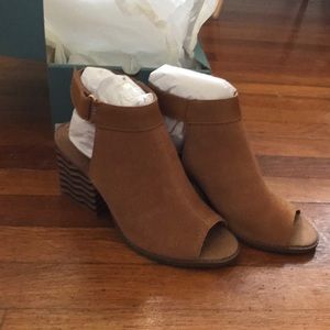 Brown Tom’s Grenada heel